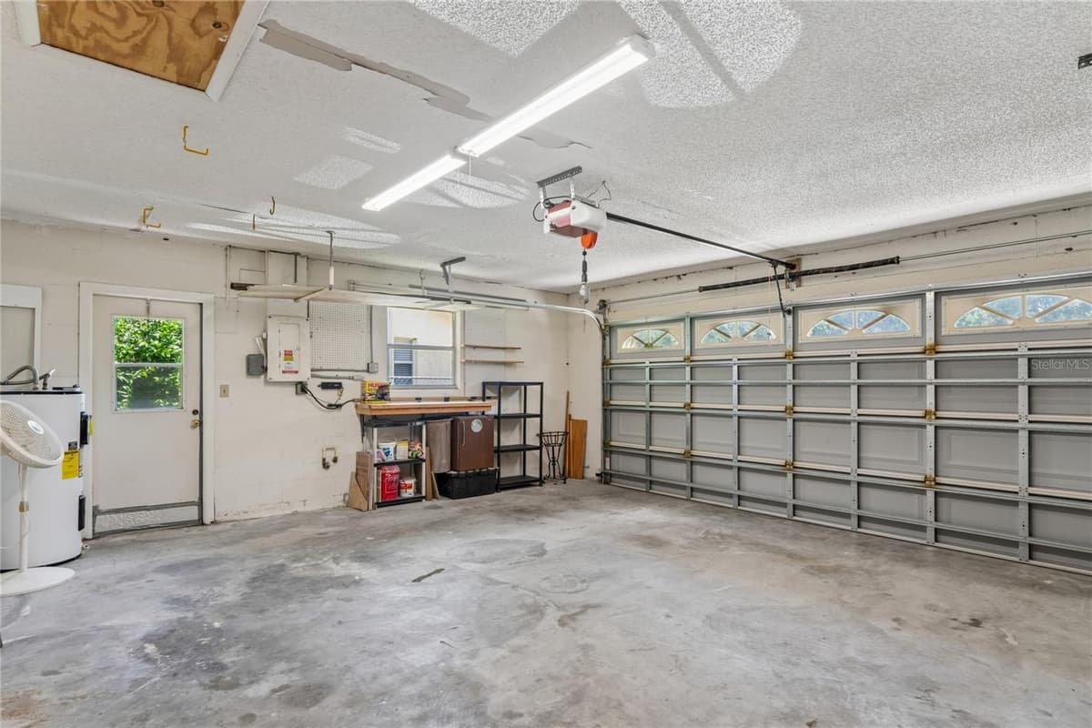 10681 SEMINOLE FOREST STREET — photo 13 of 71