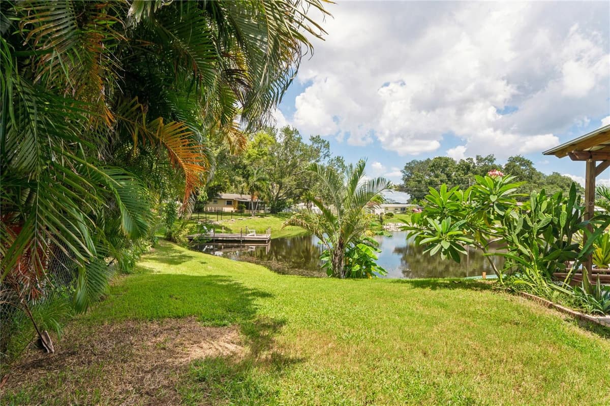 10681 SEMINOLE FOREST STREET — photo 16 of 71