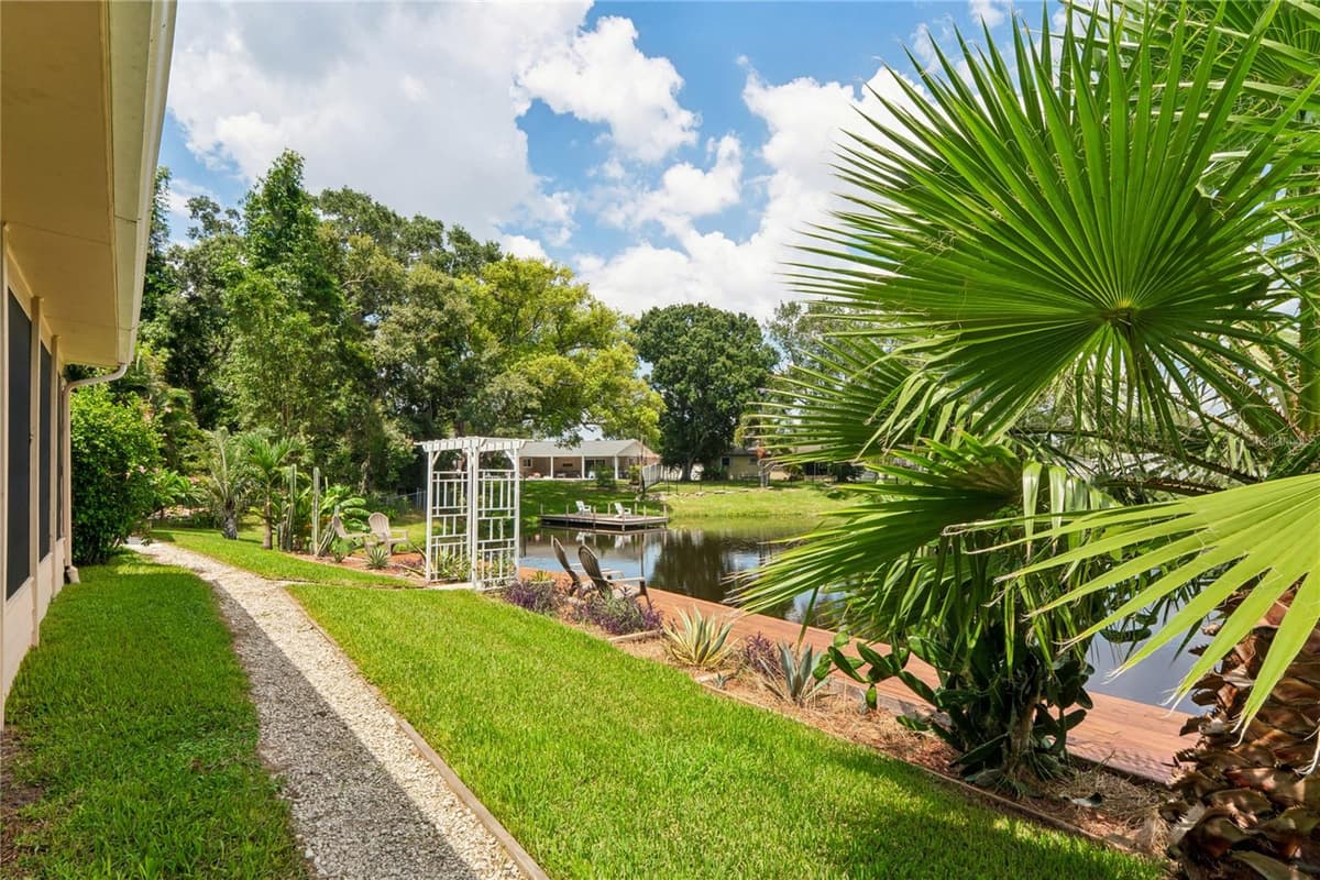 10681 SEMINOLE FOREST STREET — photo 28 of 71