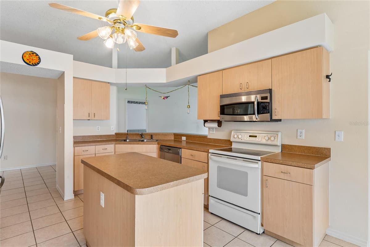 2208 WORTHINGTON GREENS DRIVE — photo 59 of 64