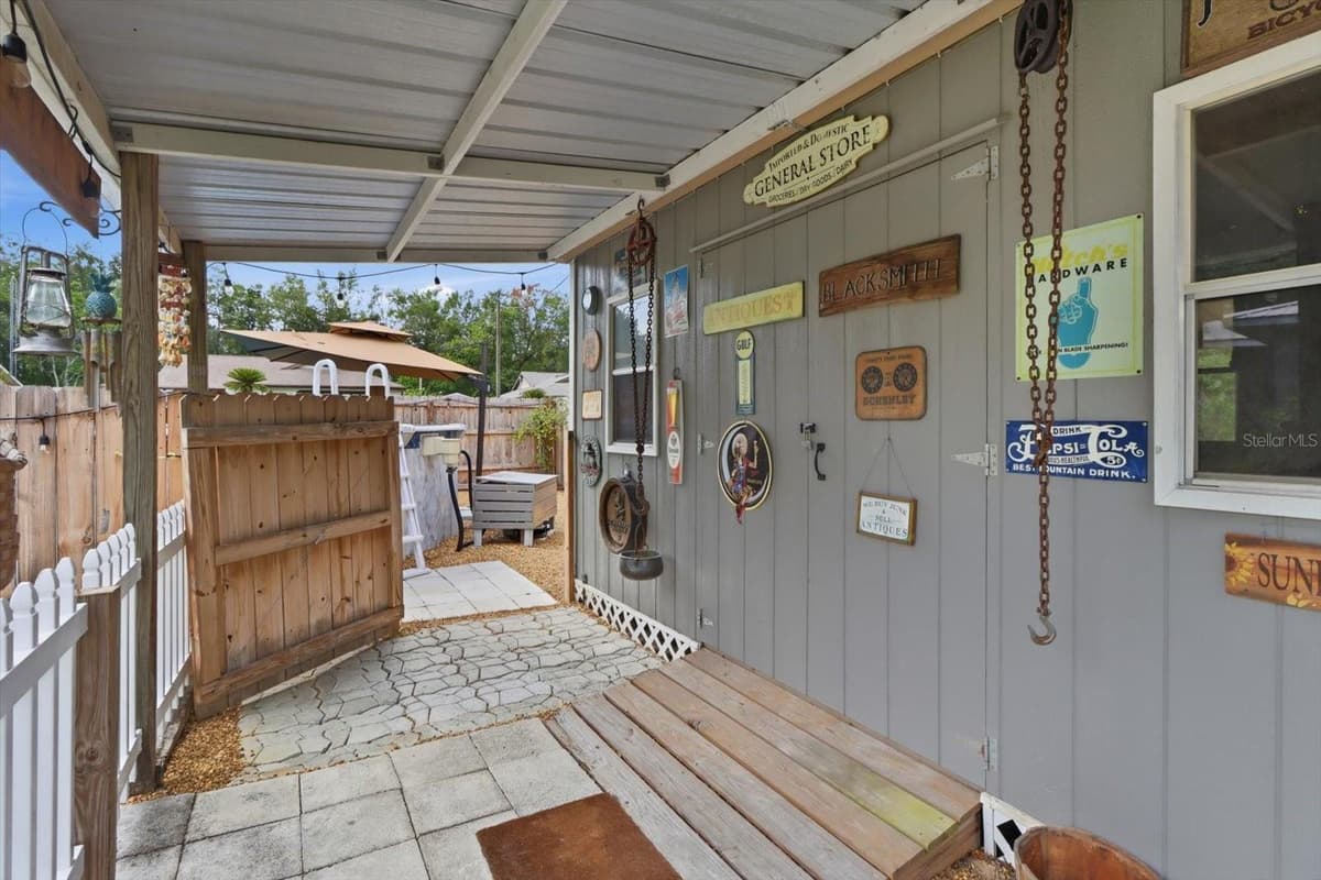 9188 COMMODORE DRIVE — photo 30 of 42