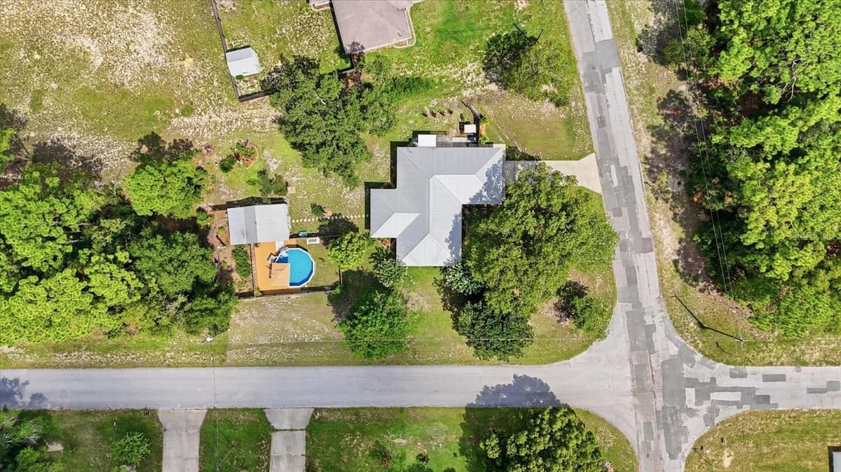9188 COMMODORE DRIVE — photo 39 of 42