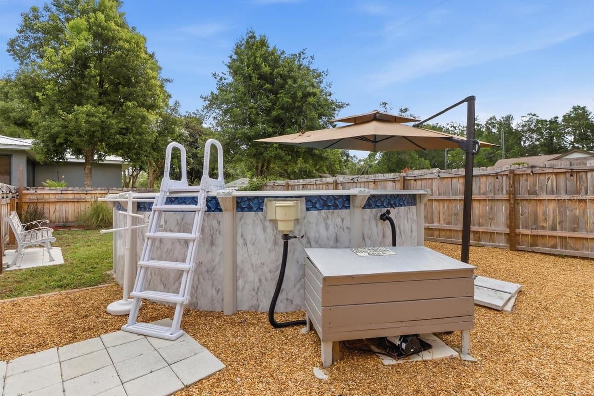9188 COMMODORE DRIVE — photo 31 of 42