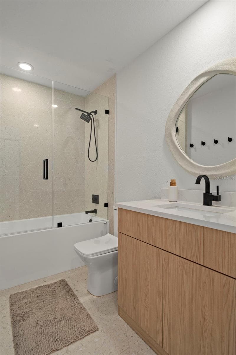 5548 LEEWARD LANE — photo 44 of 64