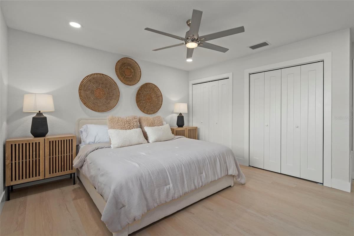 5548 LEEWARD LANE — photo 39 of 64
