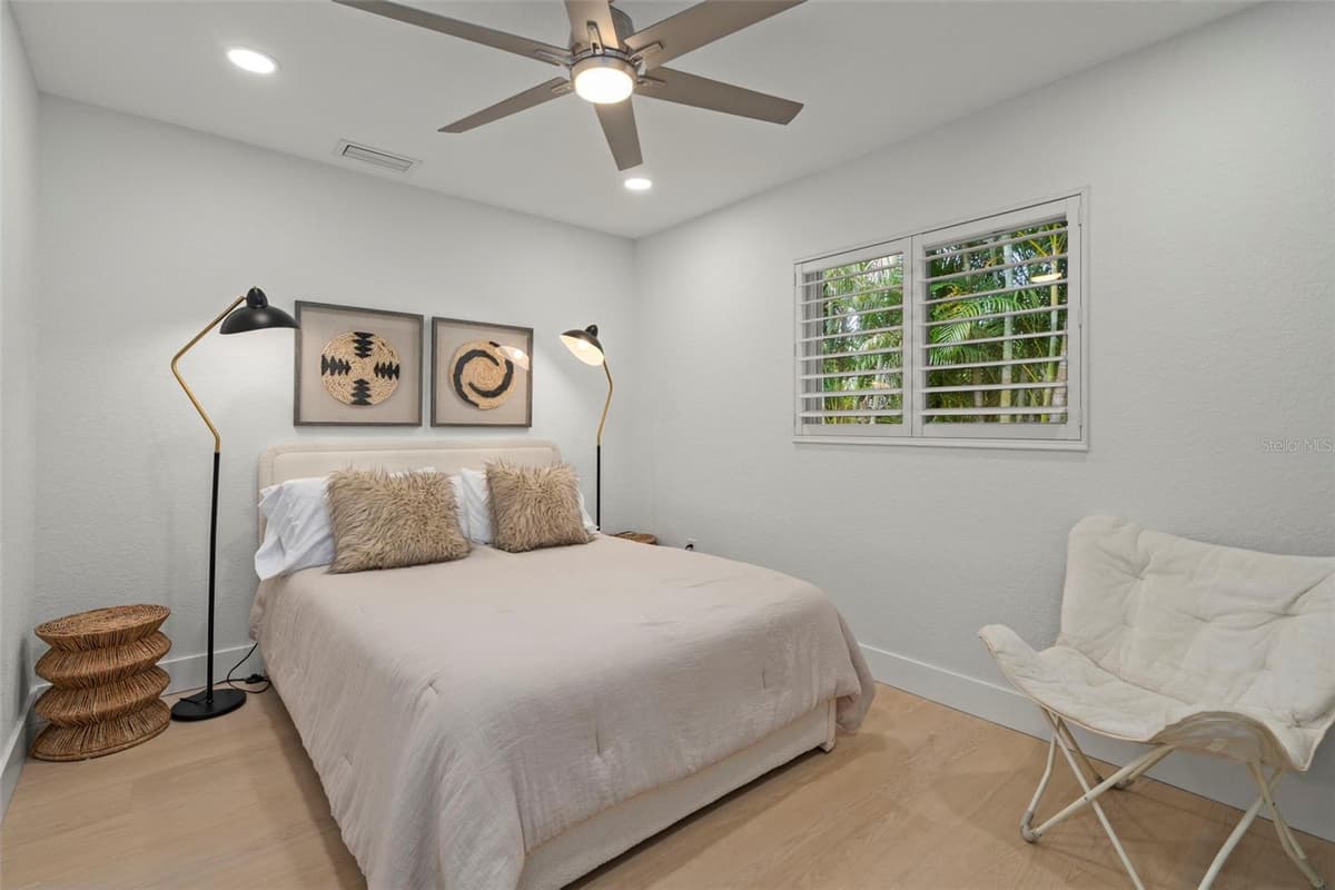 5548 LEEWARD LANE — photo 42 of 64