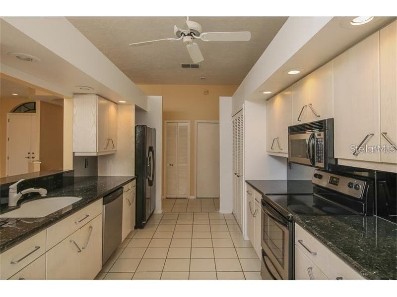 8338 SHADOW PINE WAY — photo 10 of 20