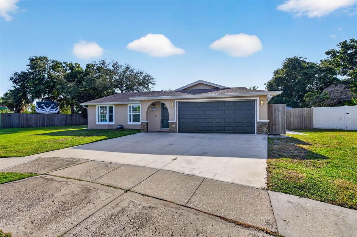 11280 FREEDOM COURT — photo 3 of 31