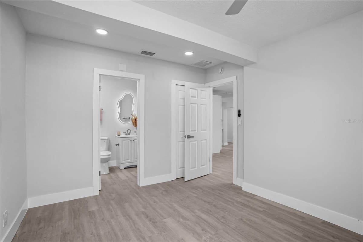 630 180TH AVENUE — photo 17 of 22