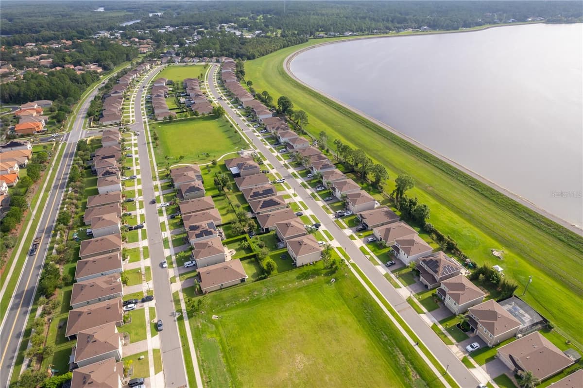 239 LAZIO CIRCLE — photo 31 of 34
