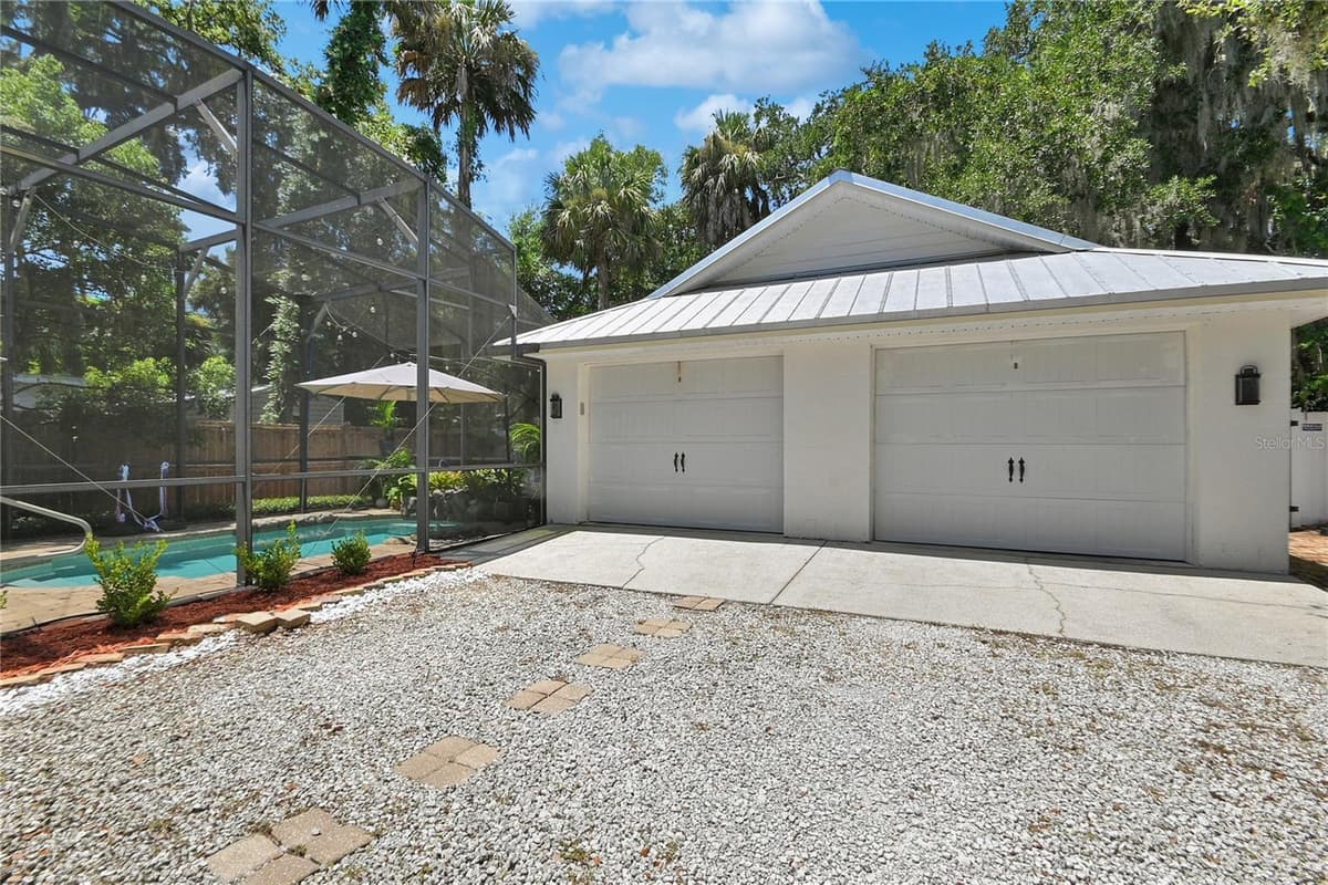 1112 PALMETTO STREET — photo 48 of 52