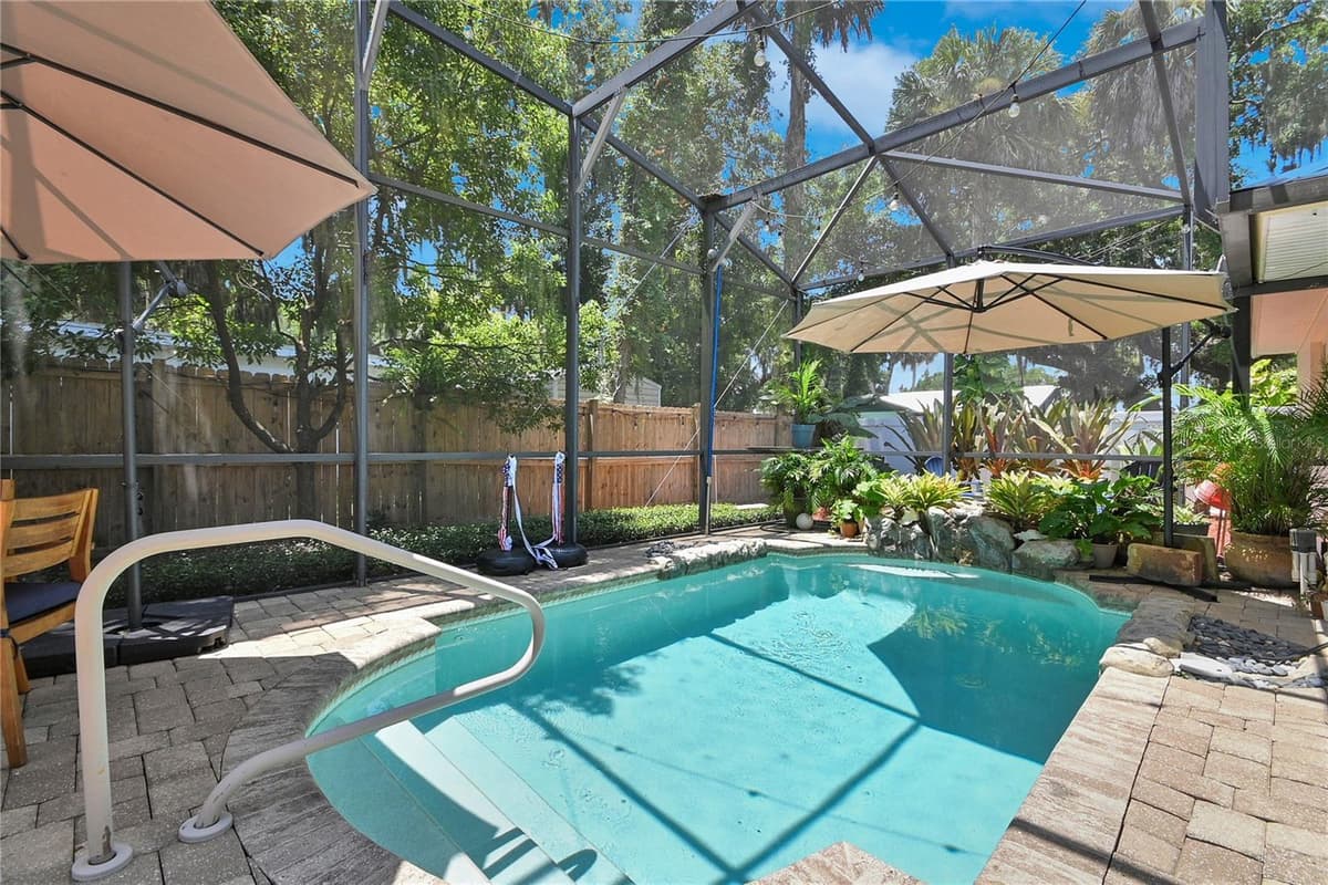 1112 PALMETTO STREET — photo 43 of 52
