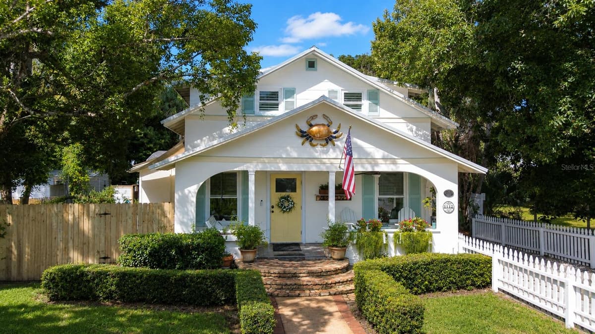 1112 PALMETTO STREET — photo 1 of 52