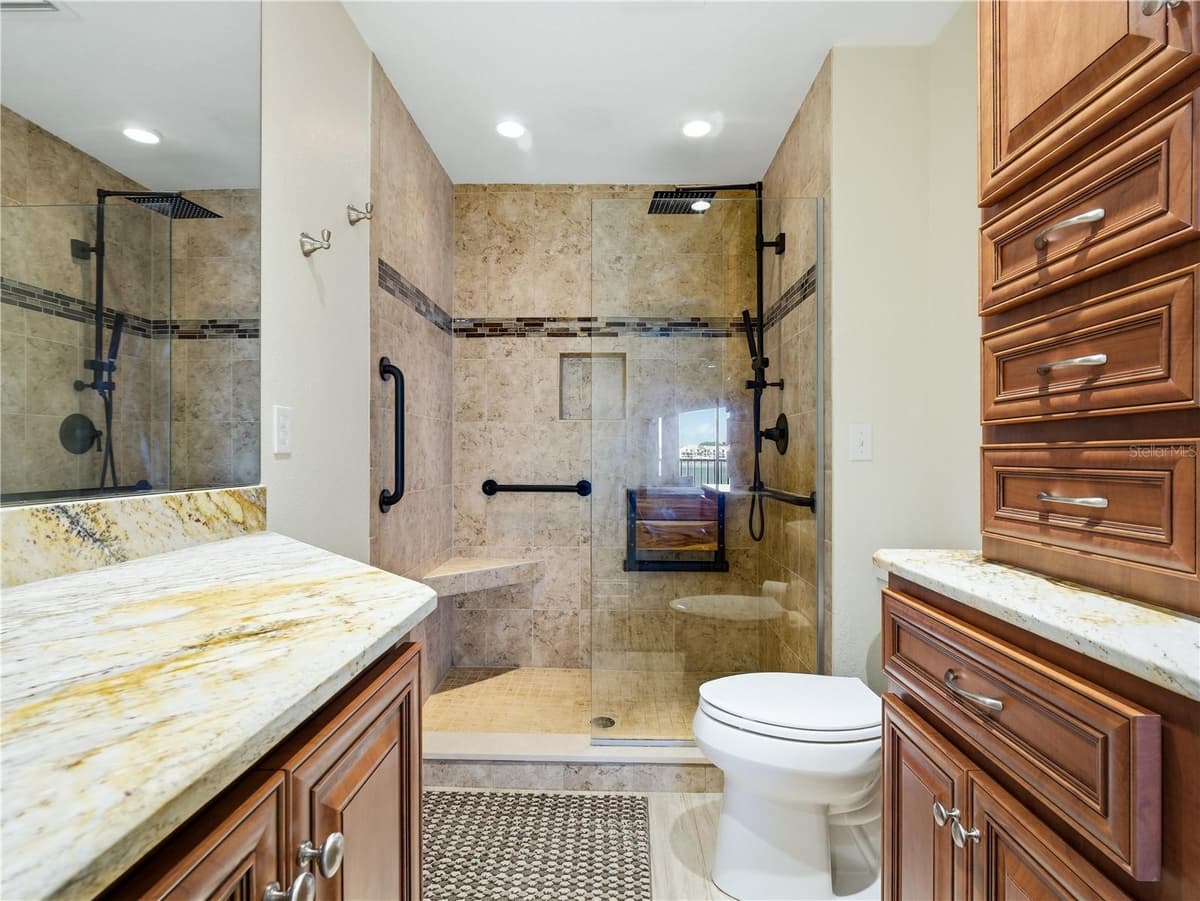 452 BOUCHELLE DRIVE — photo 33 of 68
