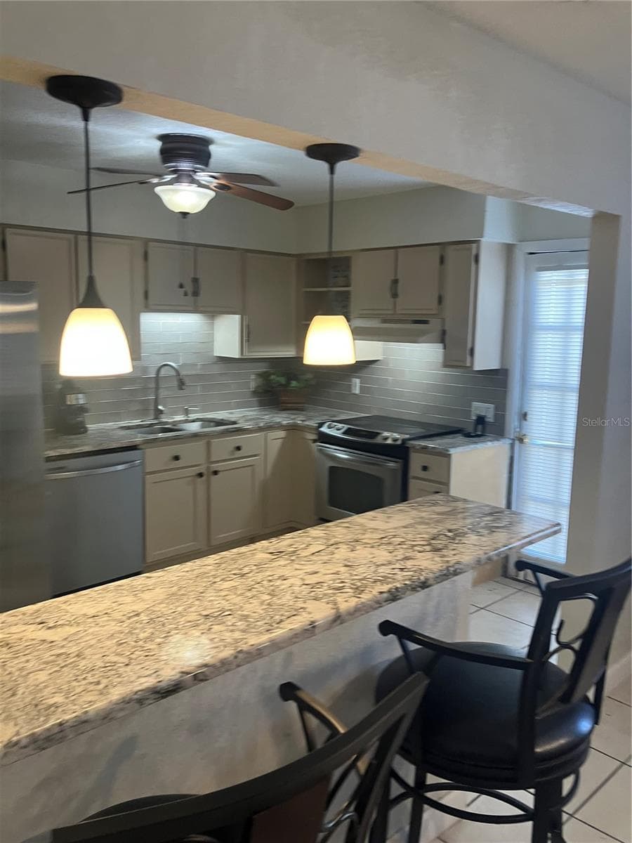 247 DEBORA COURT — photo 6 of 14