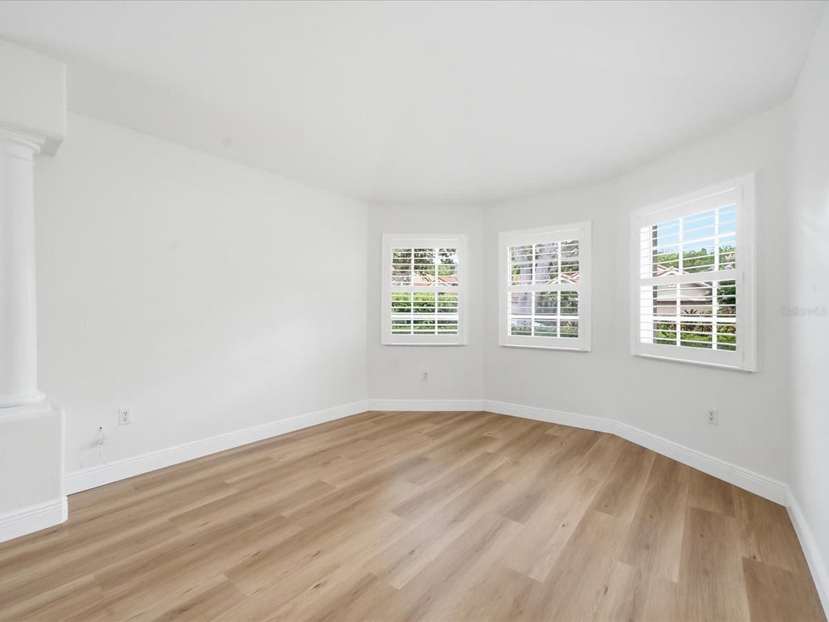 18921 PLACE MARQUETTE — photo 13 of 80