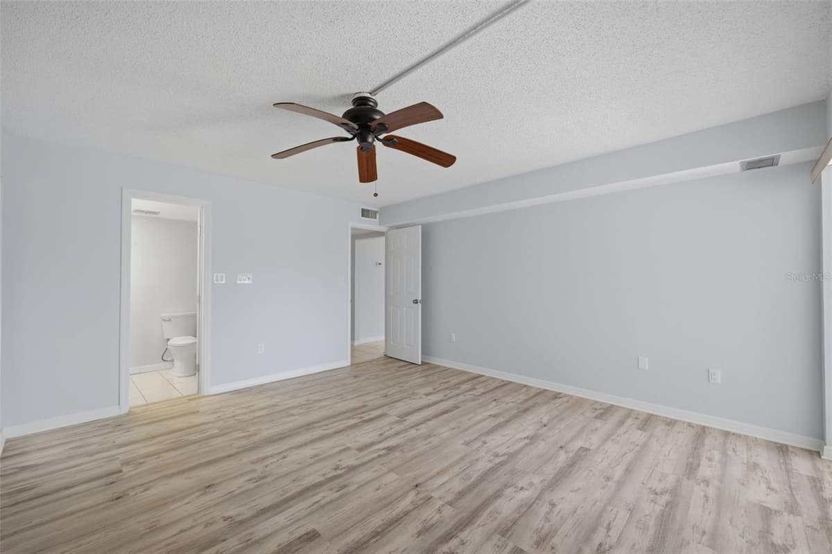 4678 MARINE PARKWAY — photo 17 of 41