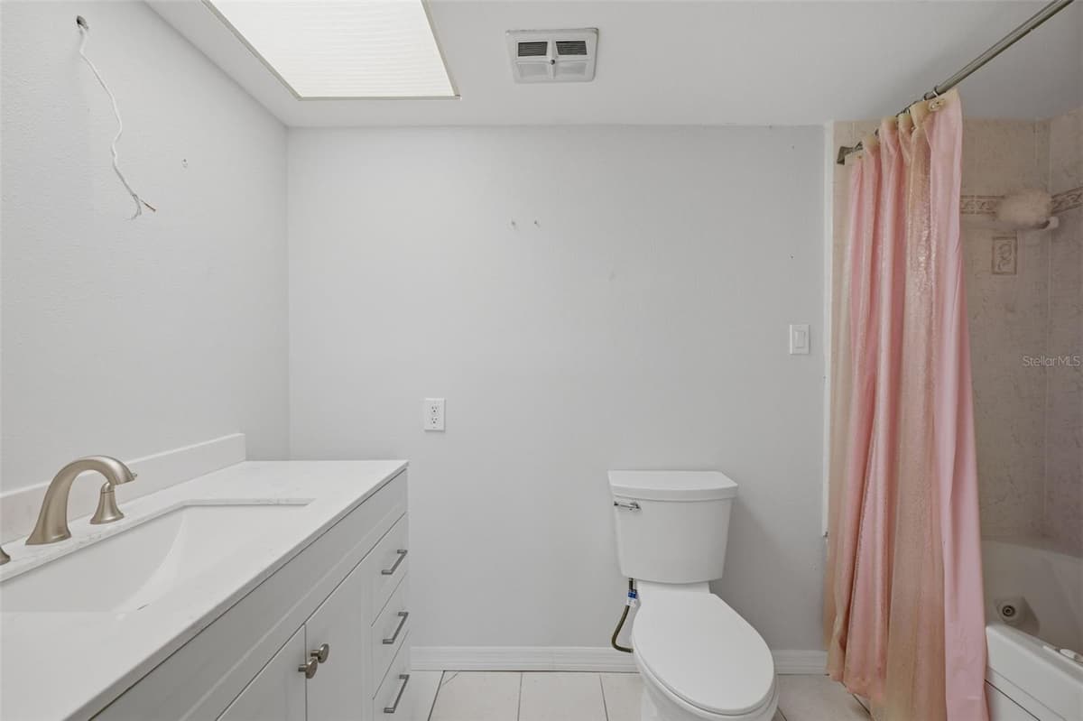4678 MARINE PARKWAY — photo 18 of 41