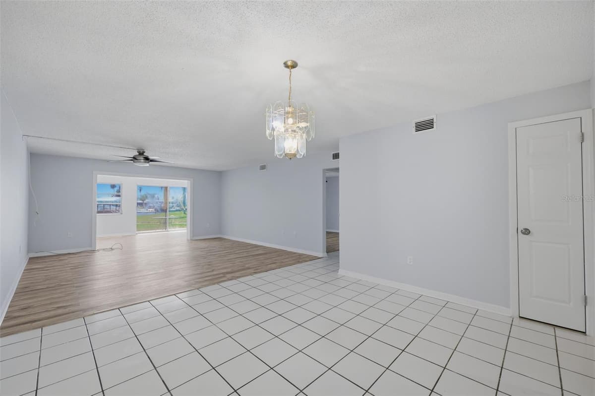 4678 MARINE PARKWAY — photo 9 of 41