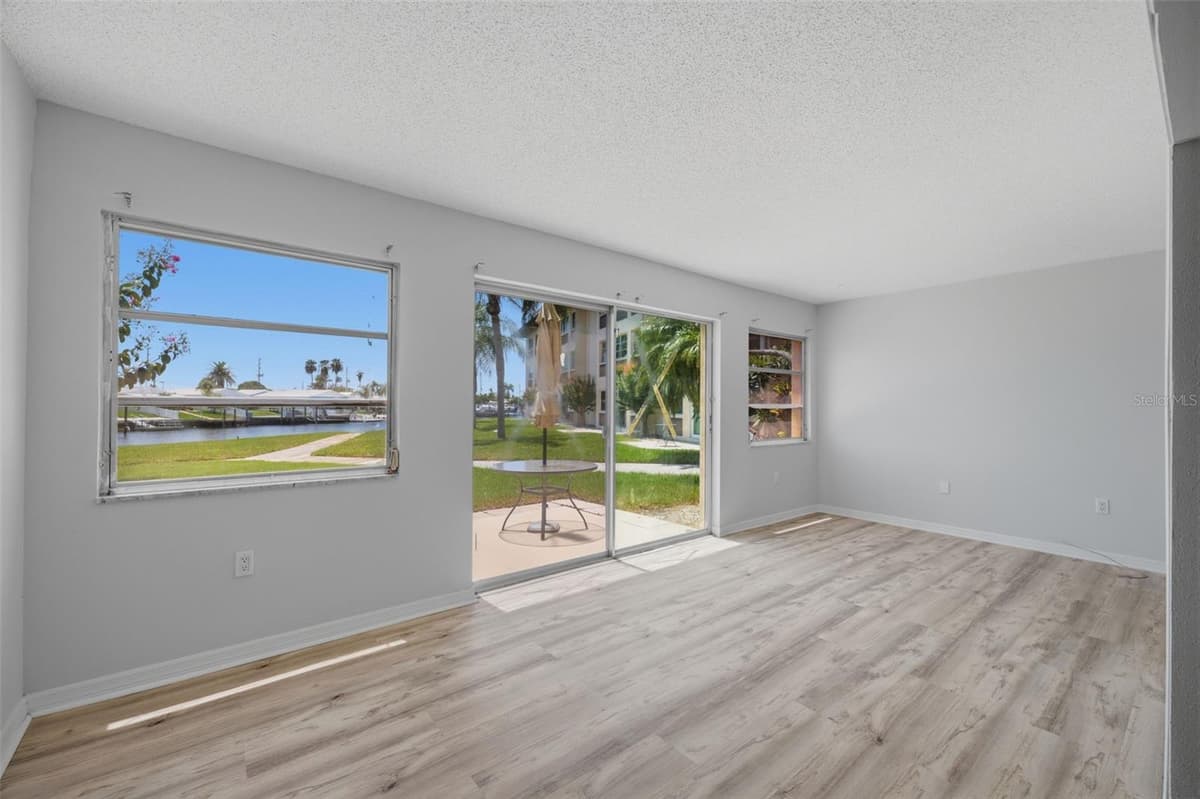 4678 MARINE PARKWAY — photo 12 of 41