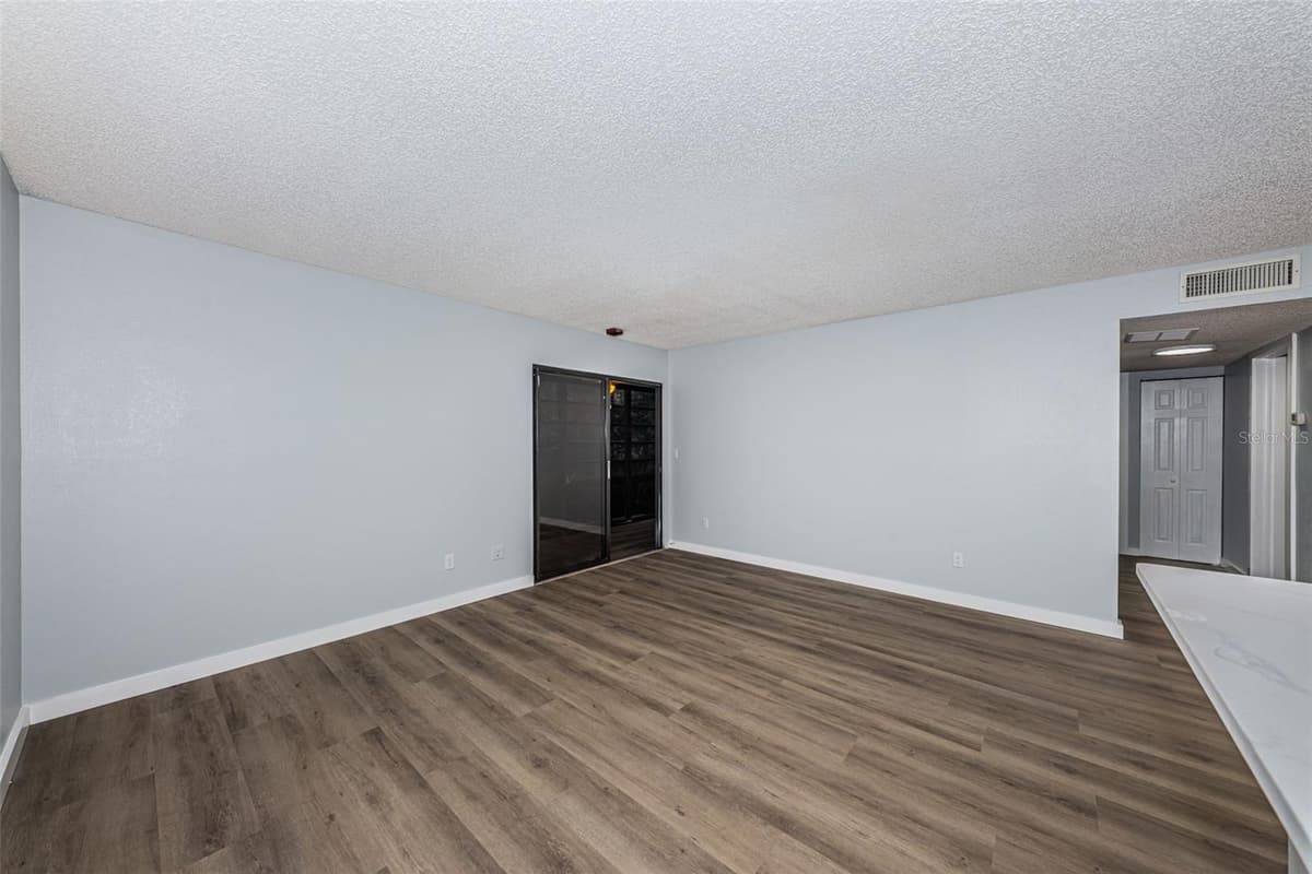 3295 FOX CHASE CIRCLE — photo 12 of 68