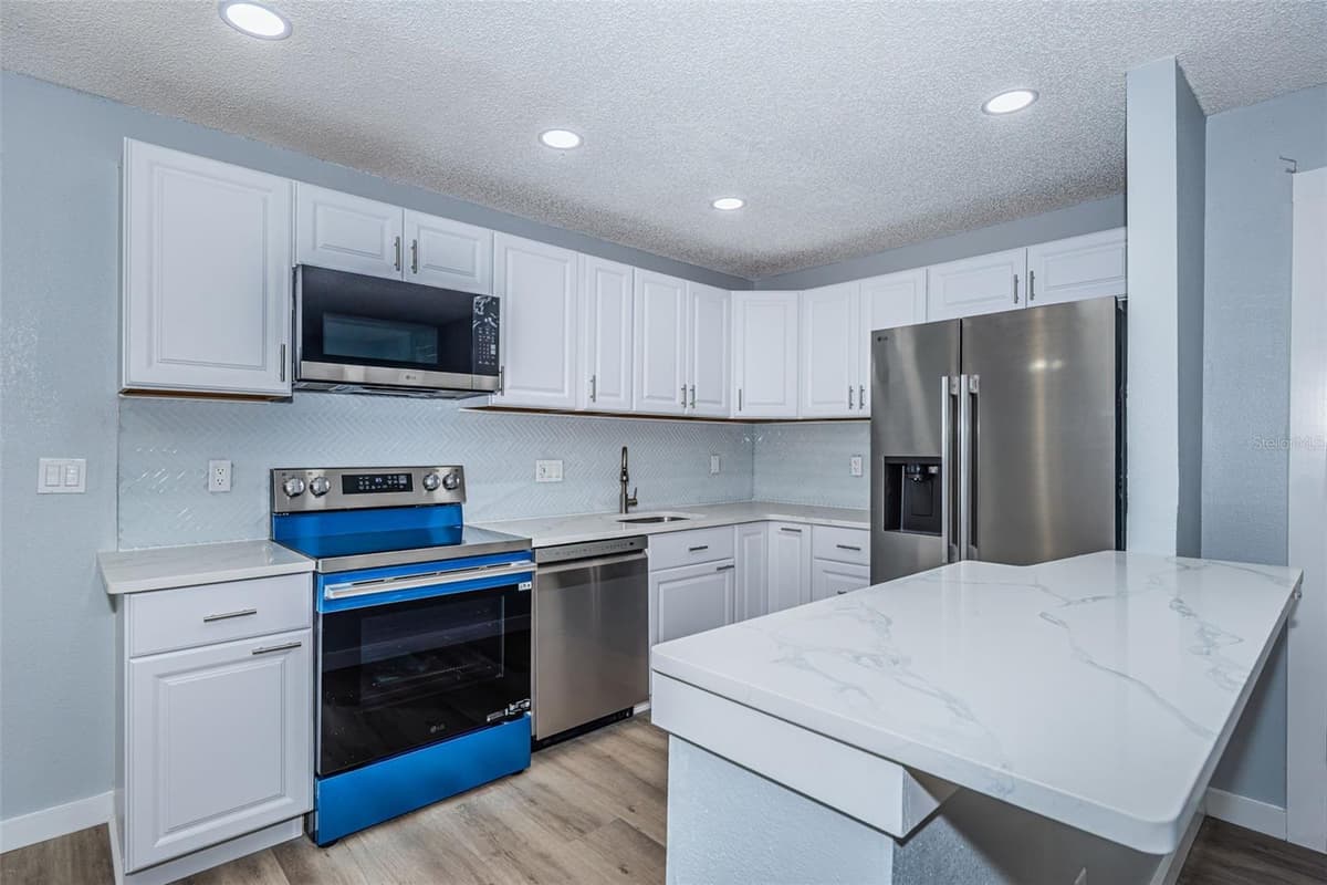 3295 FOX CHASE CIRCLE — photo 19 of 68