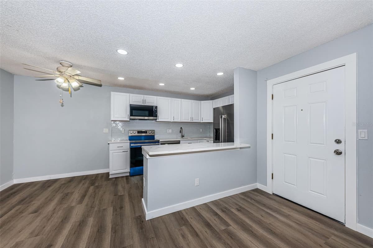 3295 FOX CHASE CIRCLE — photo 6 of 68