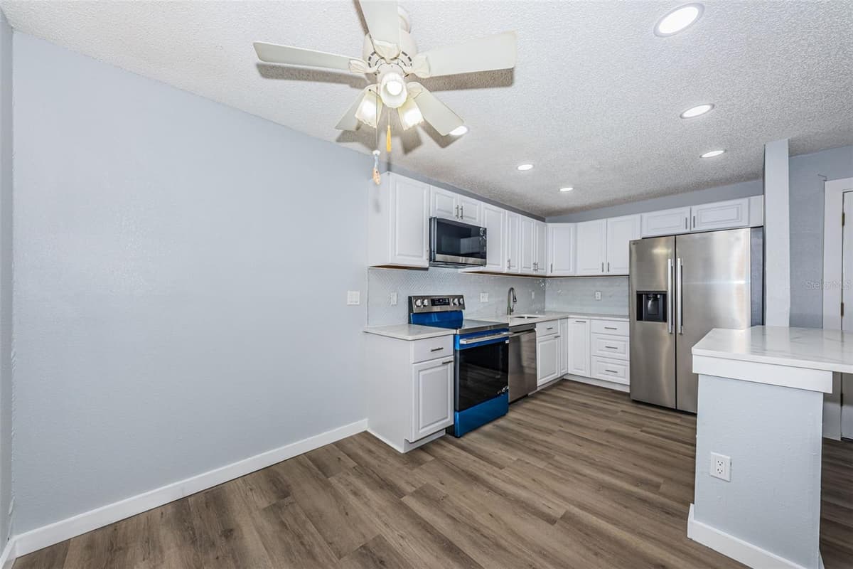 3295 FOX CHASE CIRCLE — photo 17 of 68