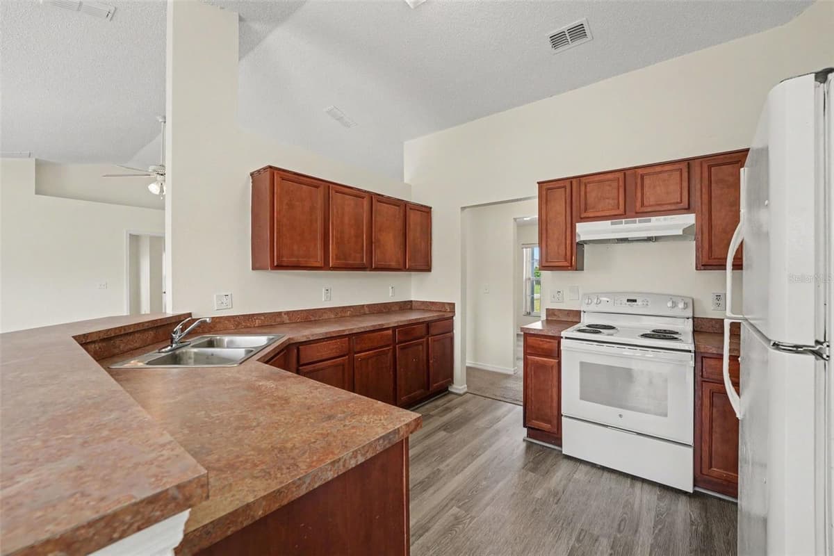 1714 PILCHARD DRIVE — photo 14 of 30