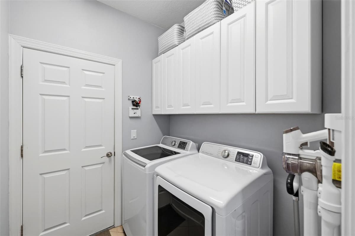 2199 TERRACINA DRIVE — photo 49 of 65