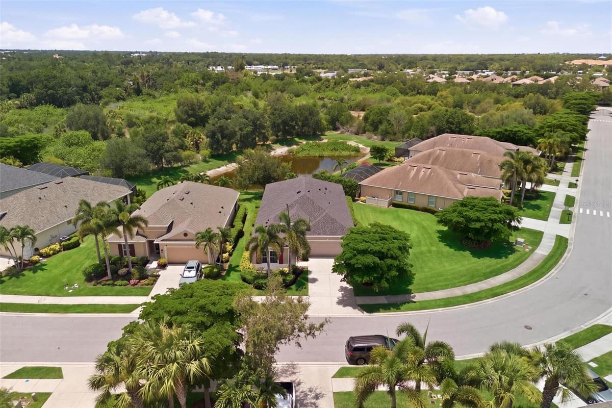2199 TERRACINA DRIVE — photo 11 of 65