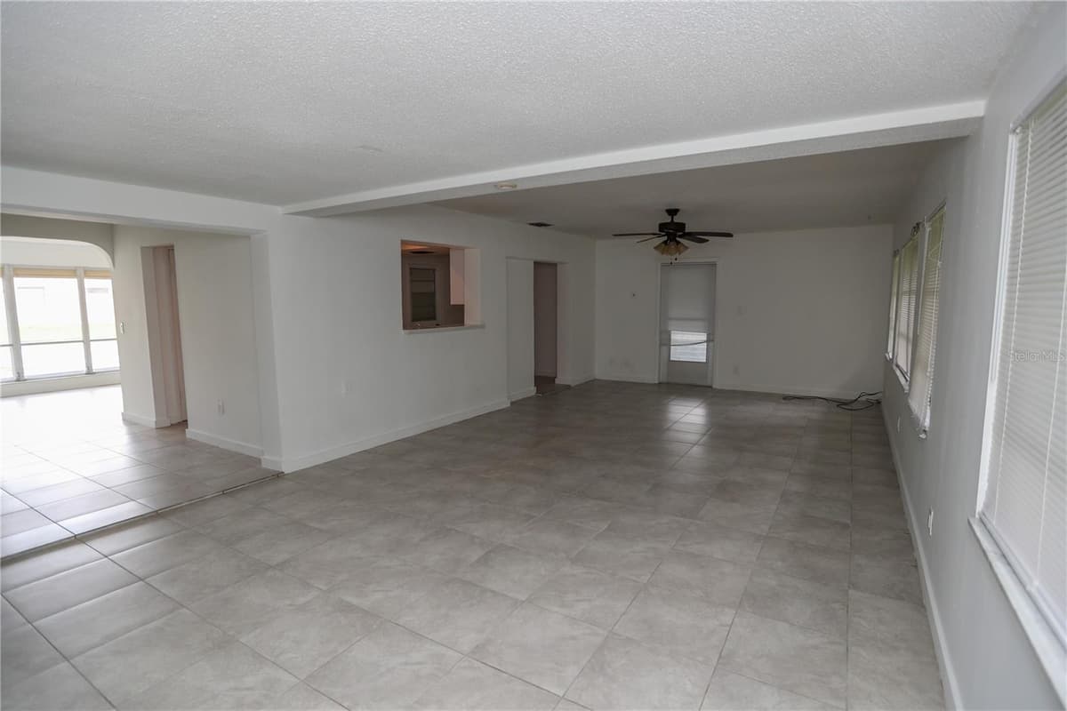 326 WHERLEY AVENUE — photo 25 of 64