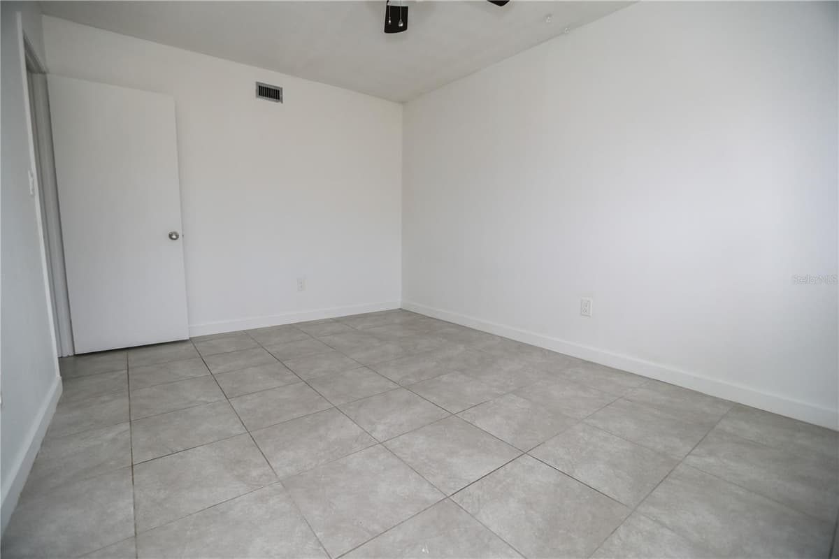 326 WHERLEY AVENUE — photo 40 of 64