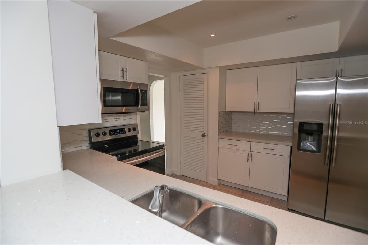 326 WHERLEY AVENUE — photo 55 of 64