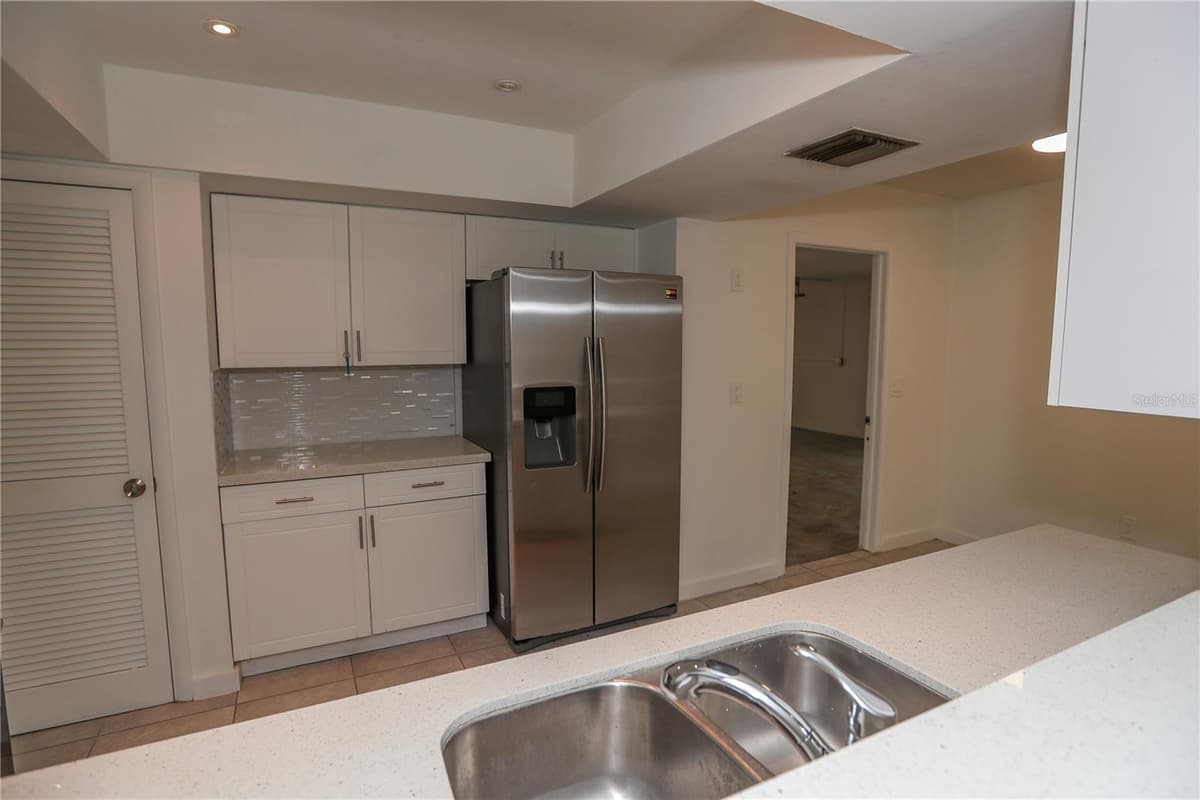 326 WHERLEY AVENUE — photo 56 of 64