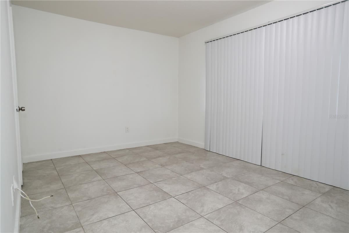326 WHERLEY AVENUE — photo 34 of 64