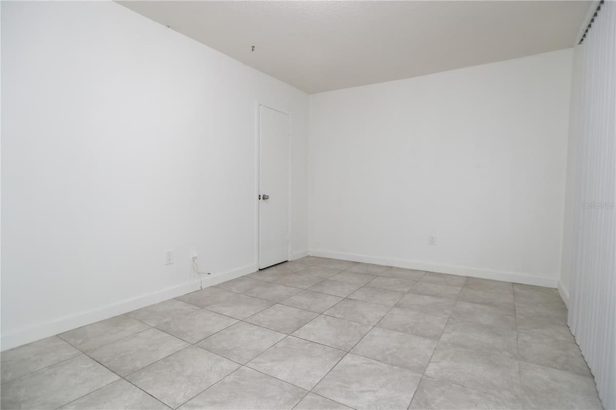 326 WHERLEY AVENUE — photo 36 of 64