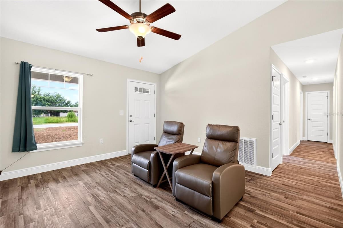 330 LOCUST PASS — photo 6 of 23