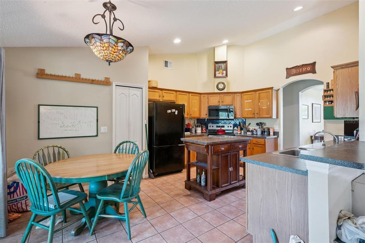 1796 FLORENCE VISTA BOULEVARD — photo 9 of 20