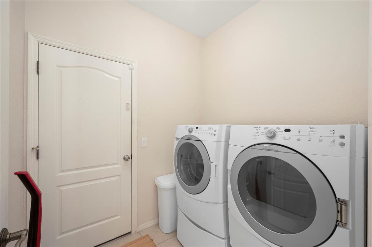 21551 EDGEWATER DRIVE — photo 15 of 29