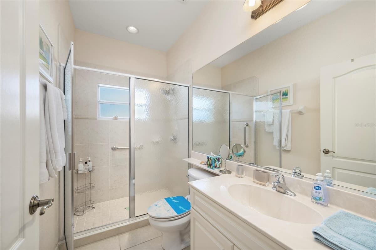 21551 EDGEWATER DRIVE — photo 13 of 29