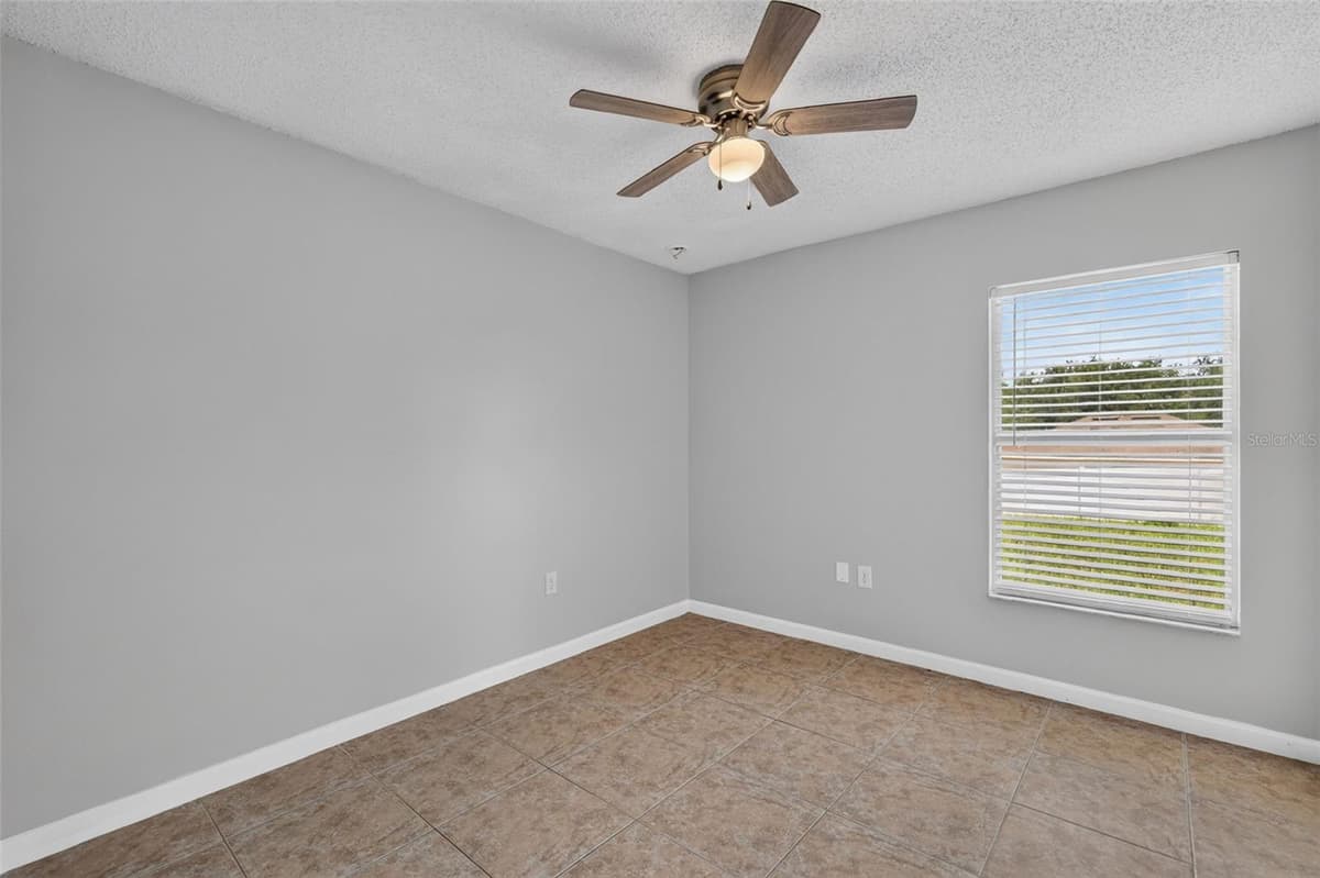 2225 SANDRIDGE CIRCLE — photo 20 of 22
