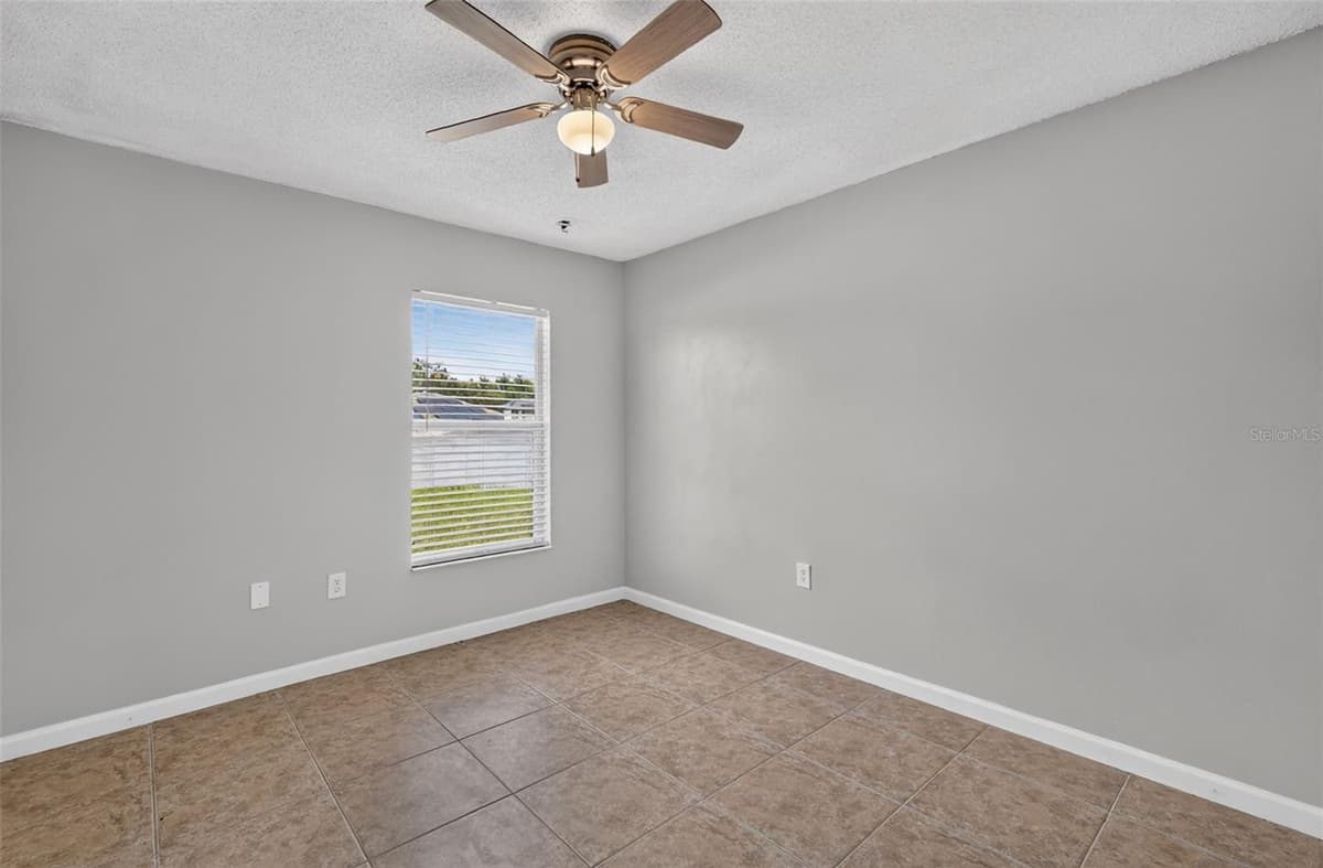 2225 SANDRIDGE CIRCLE — photo 19 of 22