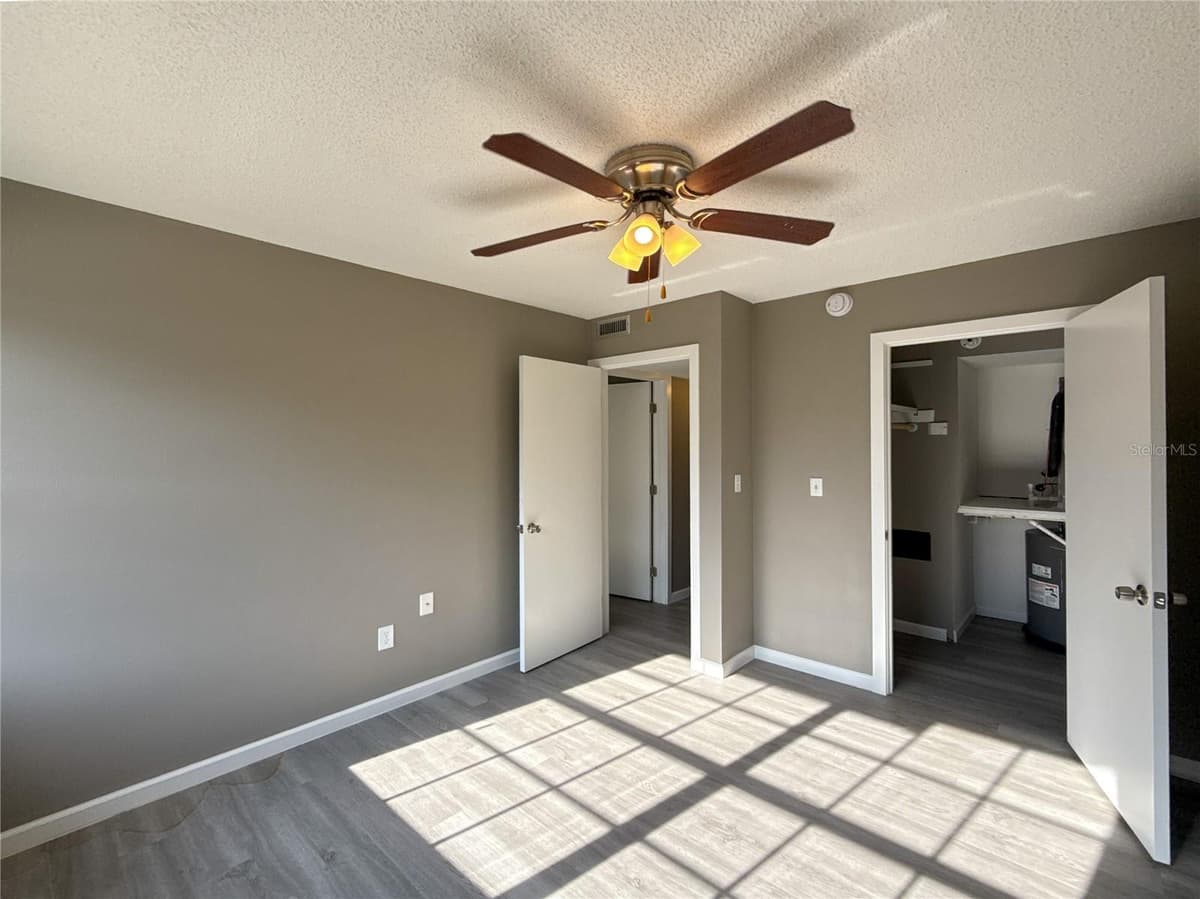 22333 EDGEWATER DRIVE — photo 14 of 25