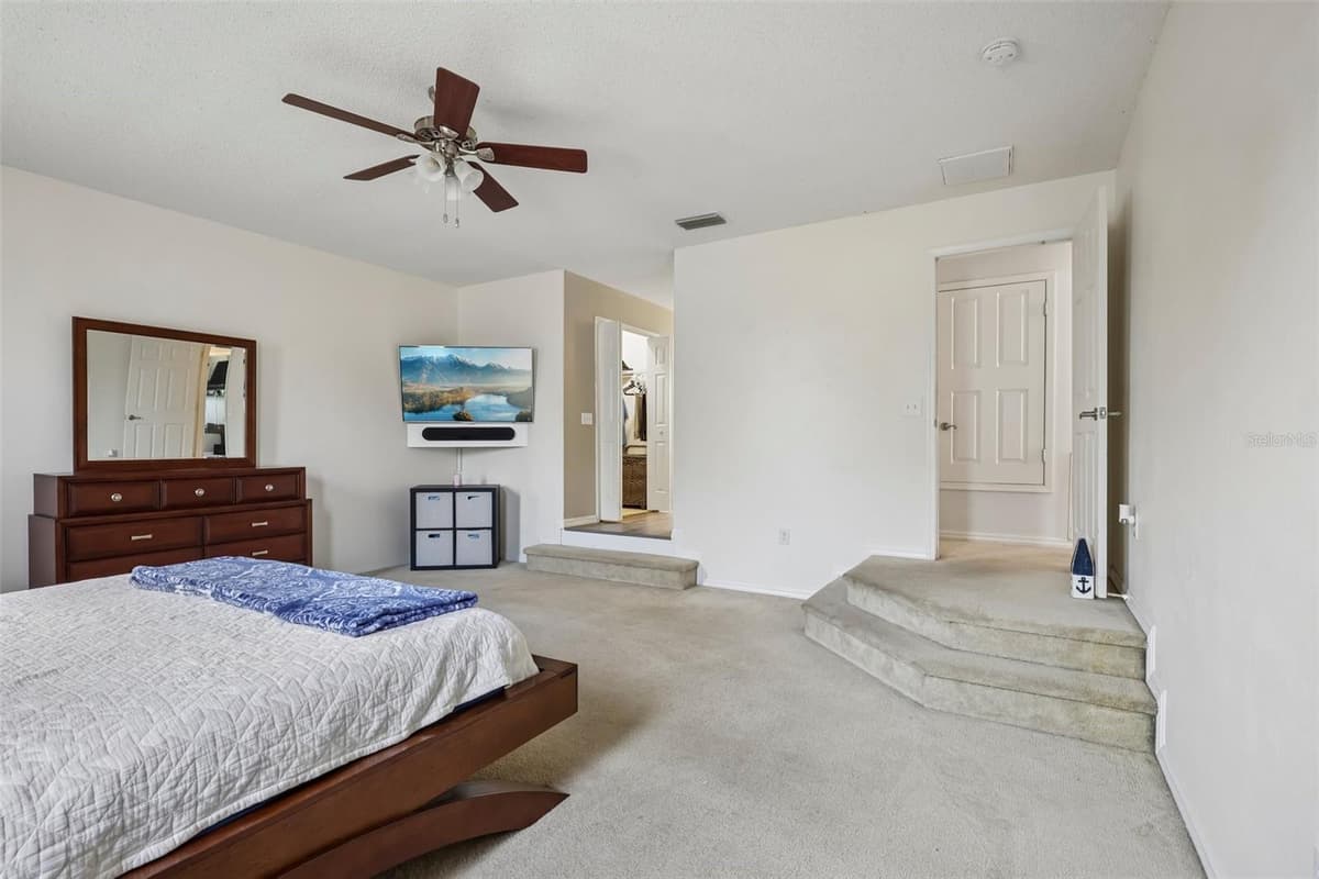 205 ROSANA DRIVE — photo 43 of 66
