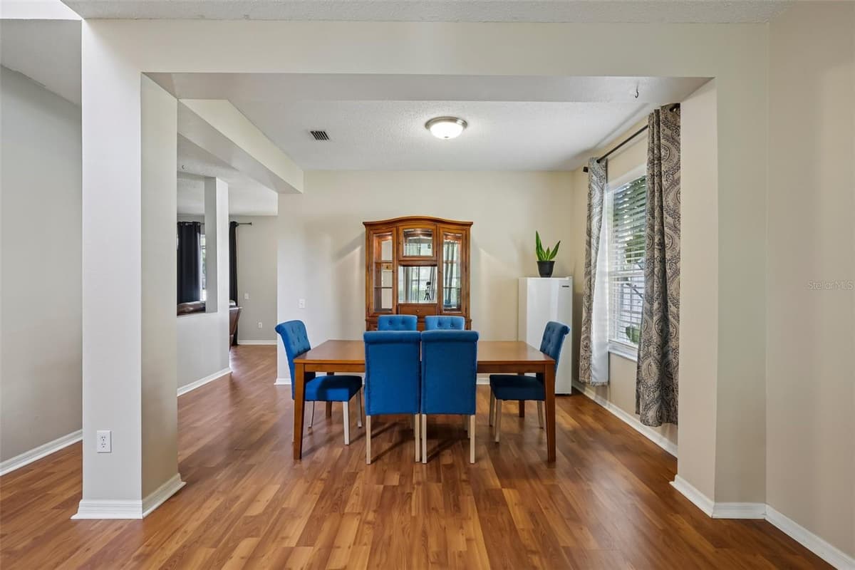 205 ROSANA DRIVE — photo 15 of 66