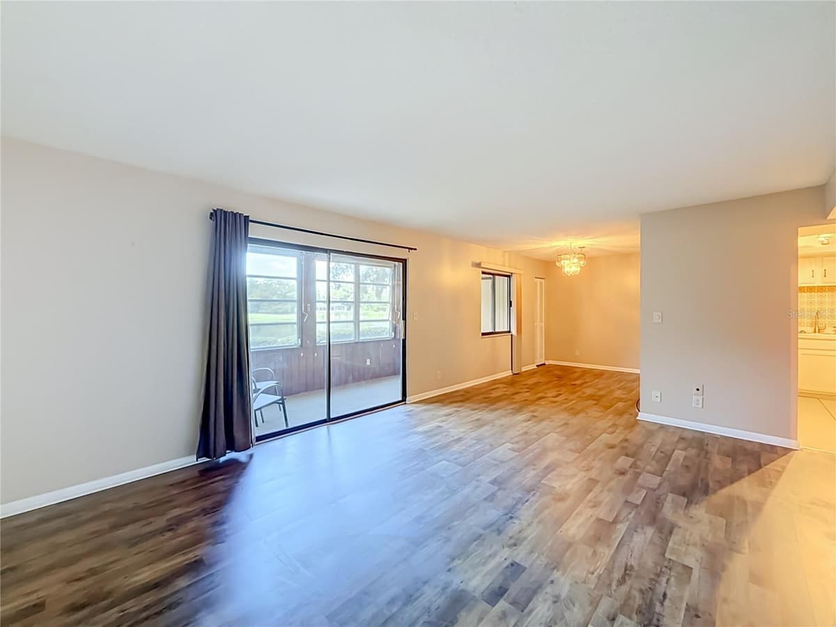 681 MIDWAY DRIVE — photo 14 of 43