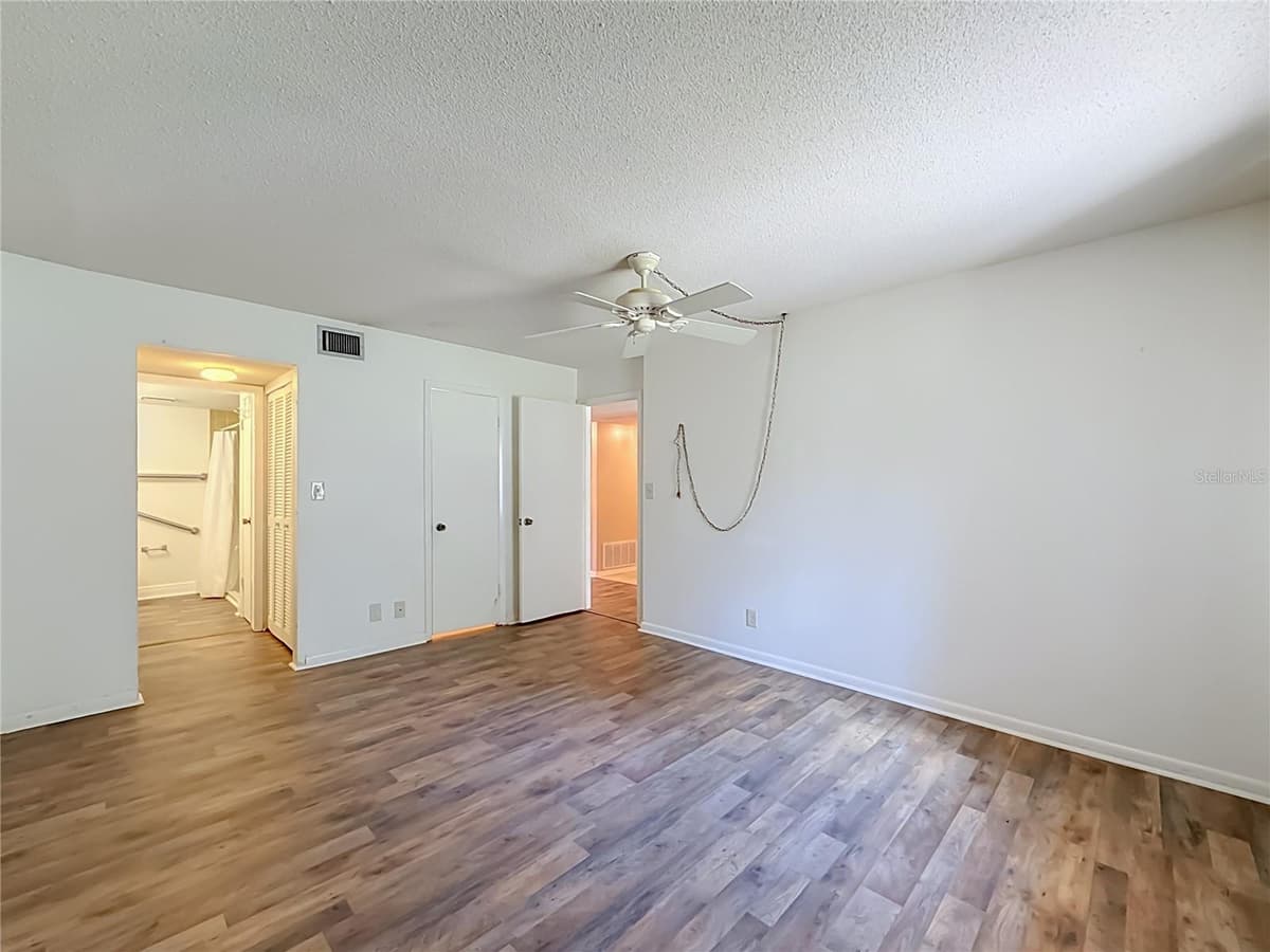 681 MIDWAY DRIVE — photo 28 of 43