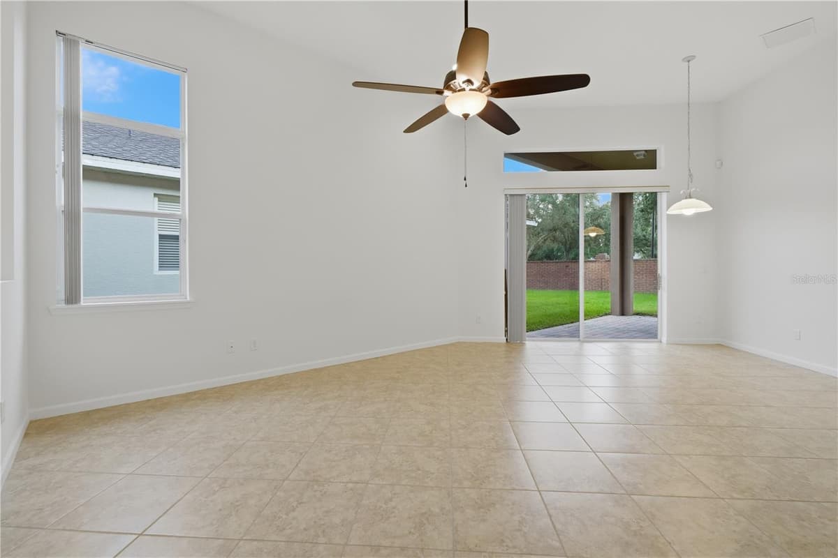 2966 SWEETSPIRE CIRCLE — photo 11 of 60