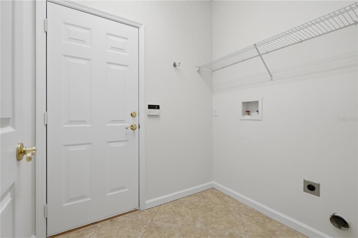 2966 SWEETSPIRE CIRCLE — photo 40 of 60